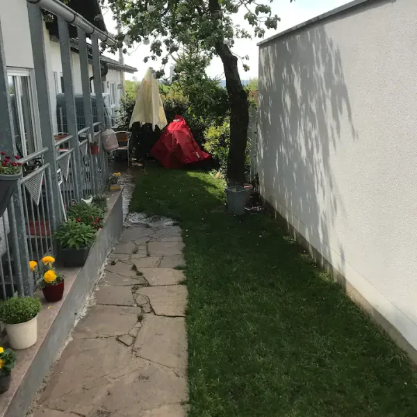 61e1c5c7-de99-4dd7-98b3-1a73391b182a